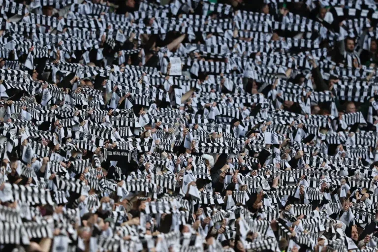 Are Newcastle United fans really this fickle?