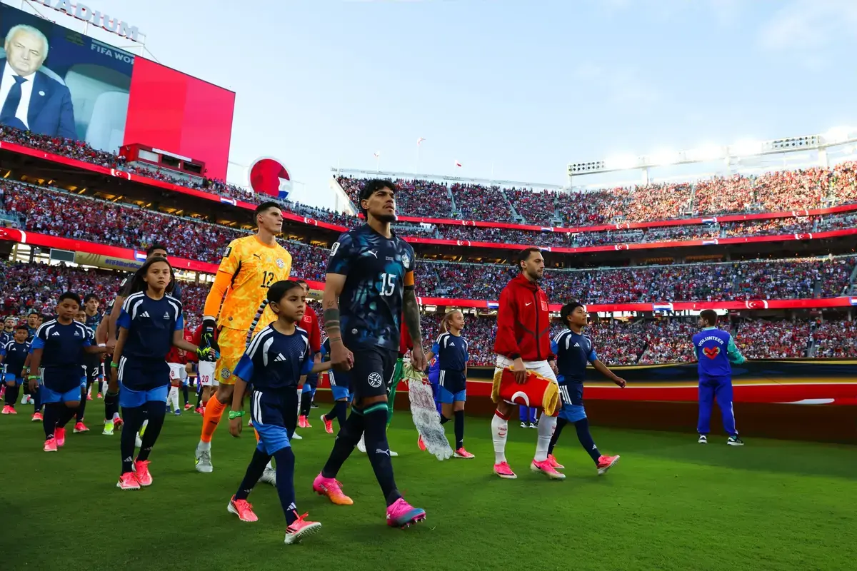 Miguel Almiron makes World Cup history in astonishing match