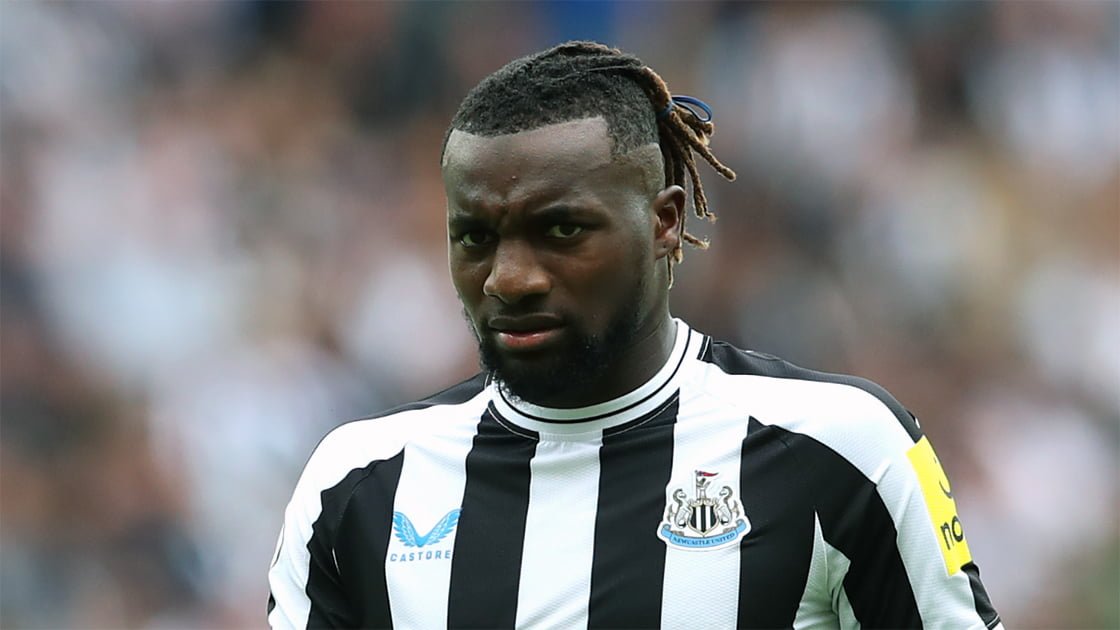 Allan Saint-Maximin back in the gym after missing Newcastle's draw