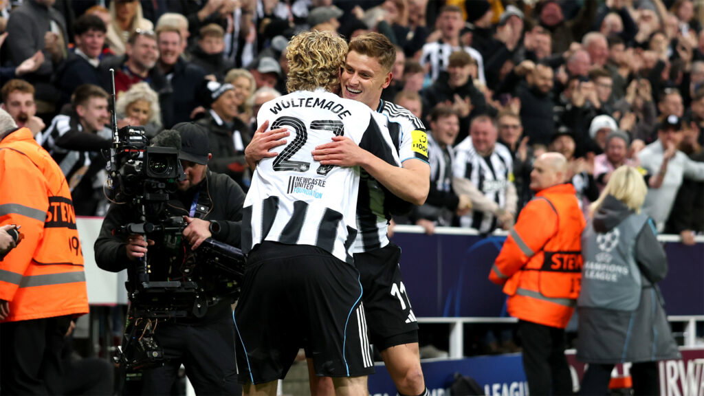 Harvey Barnes Celebración Del Gol Newcastle United Woltemade