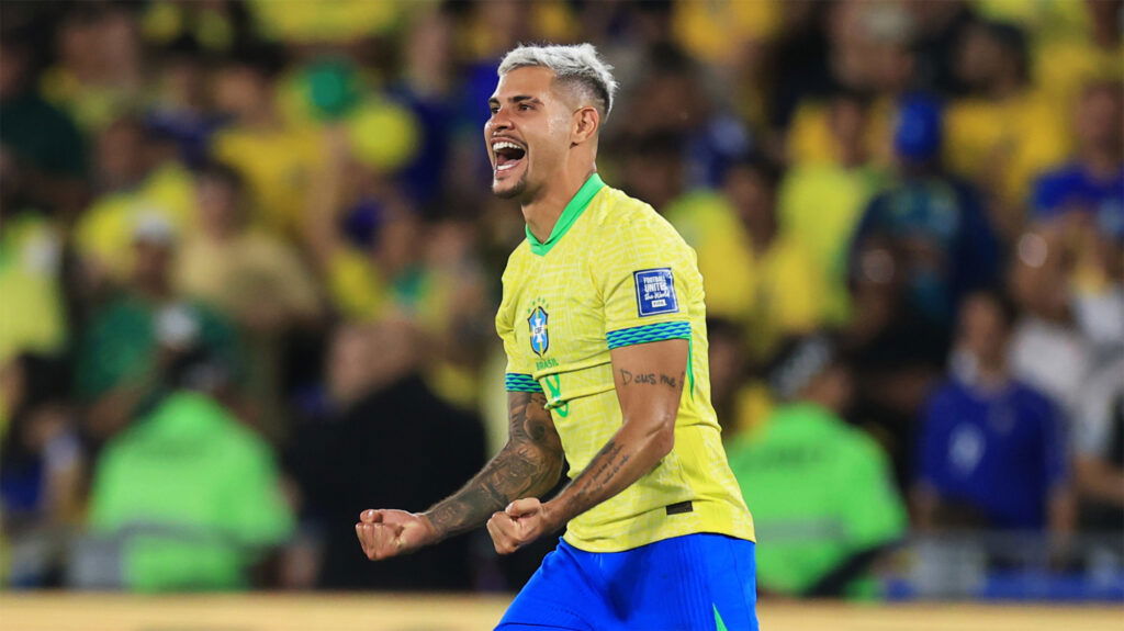 Brasil para celebrar el objetivo de Bruuno Gimmerace