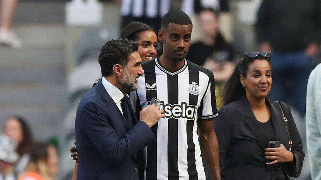 Newcastle United Chairman Yasir Al-Rumayyan Alex Isak