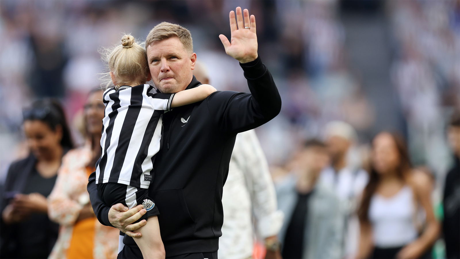 Unai Emery takes up Eddie Howe 560 days challenge - Staggering ...