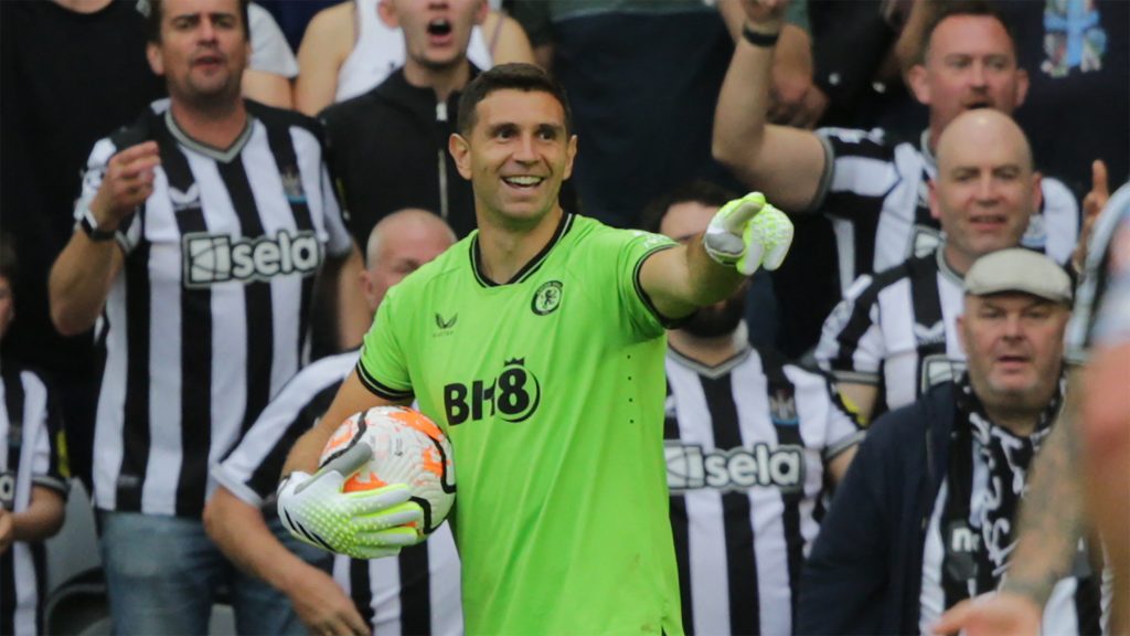 Emiliano Martinez Aston Villa