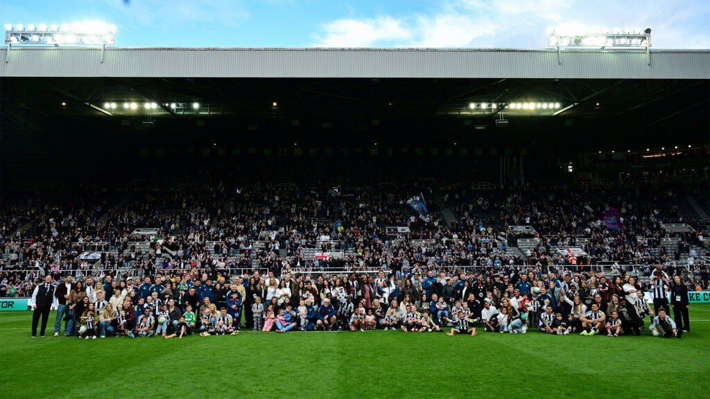 Foto do final da temporada Newcastle United St James' Park