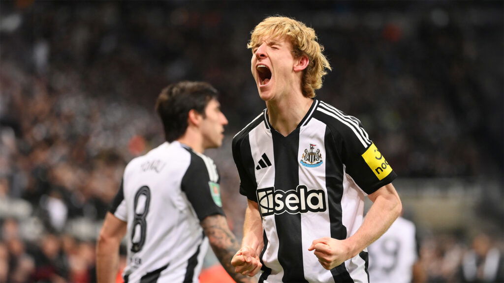 Anthony Gordon Goal Celebration Newcastle United