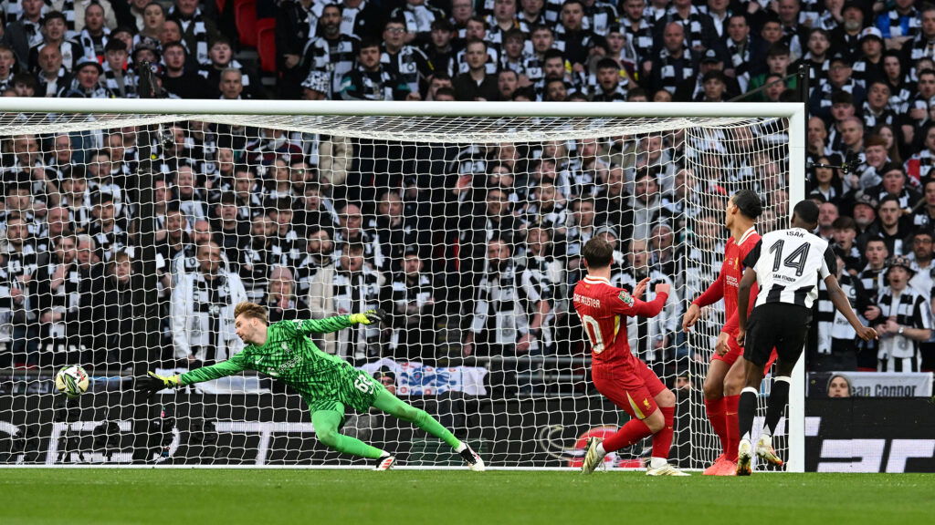 Alexander Isak Goal Newcastle Liverpool Carabao Cup 2025