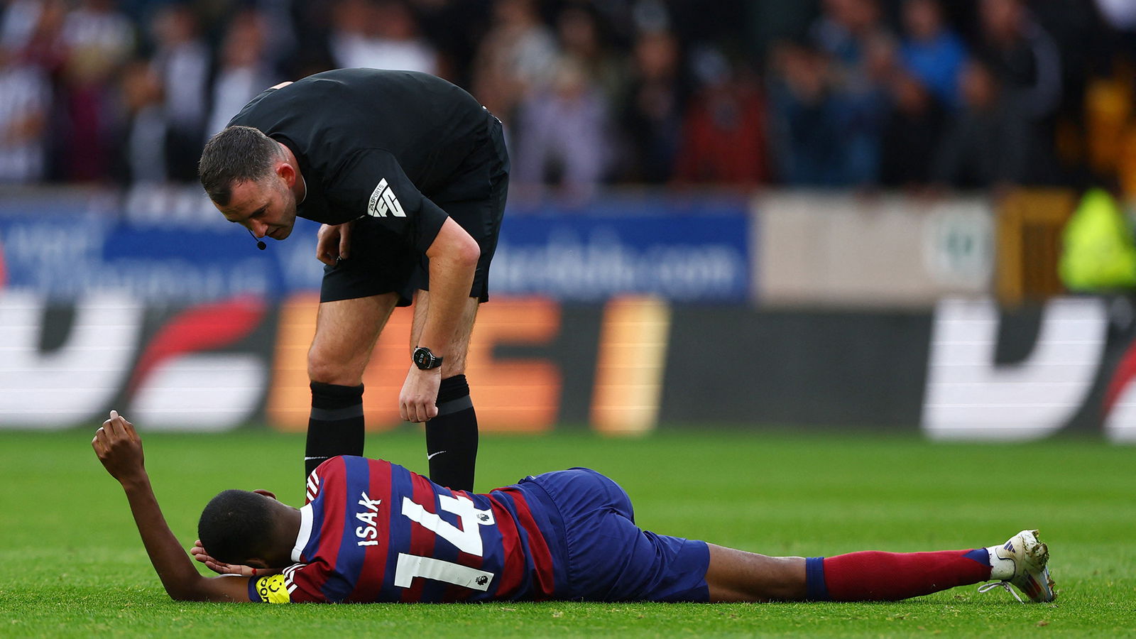 Newcastle United official update on Alexander Isak injury situation