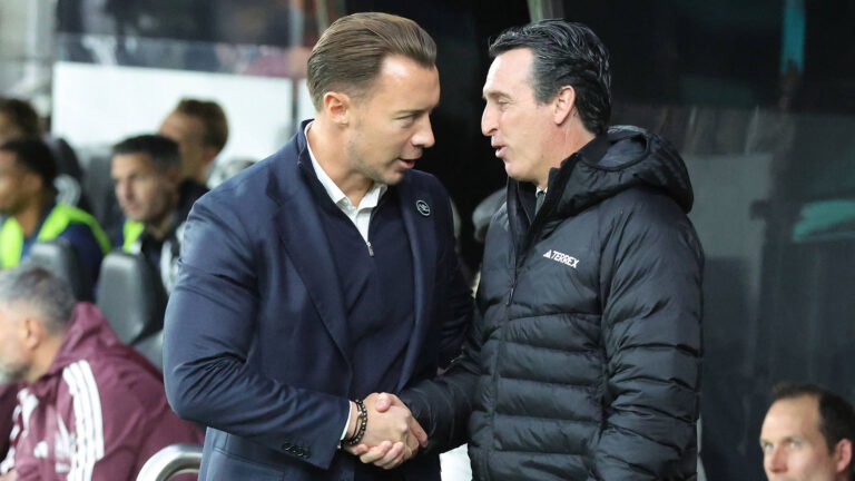 Matthias Jaissle Newcastle United Shaking Hands Unai Emery Aston Villa