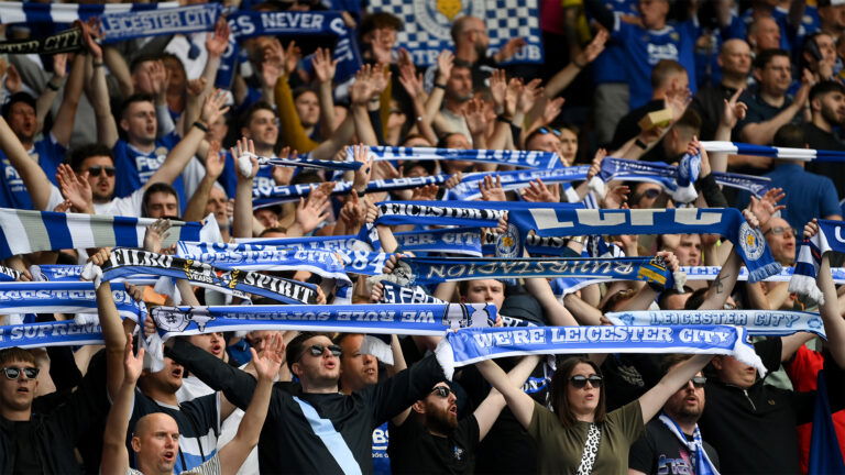 https://cdn.themag.co.uk/assets/leicester-fans-scarves-newcastle-united-nufc-2000-768x432.jpg