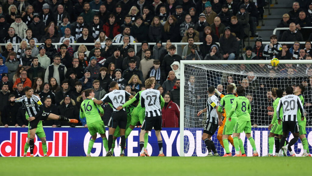 Lewis Miley Newcastle Header Goal Fulham
