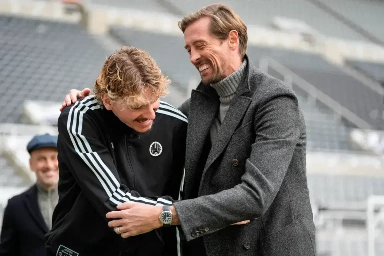 Newcastle United striker problem