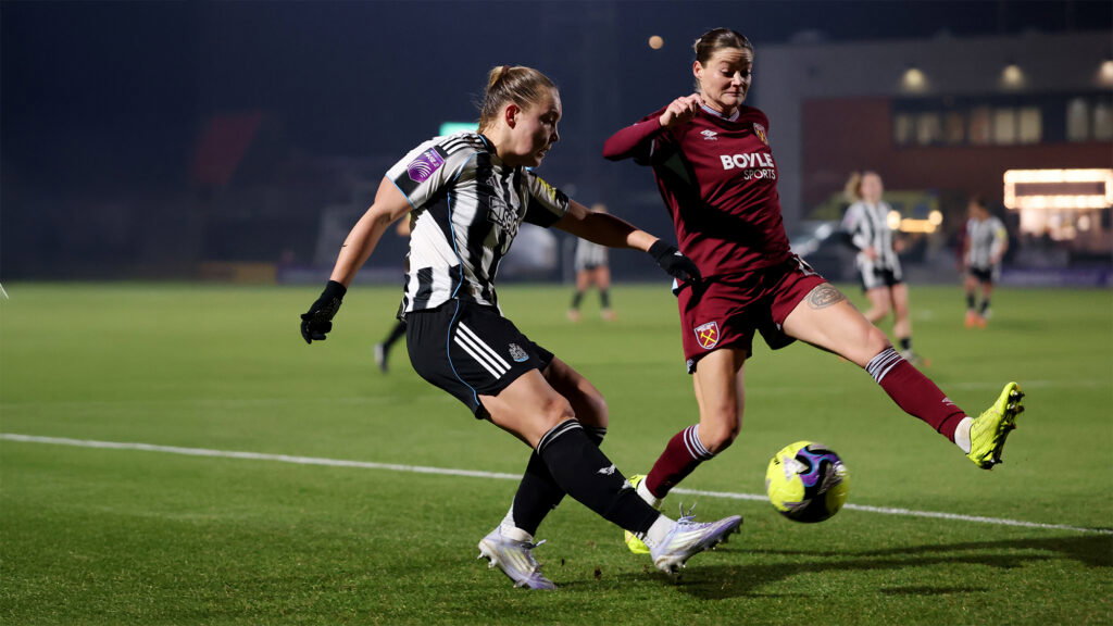 Oona Sevenius Crossing Newcastle Women West Ham