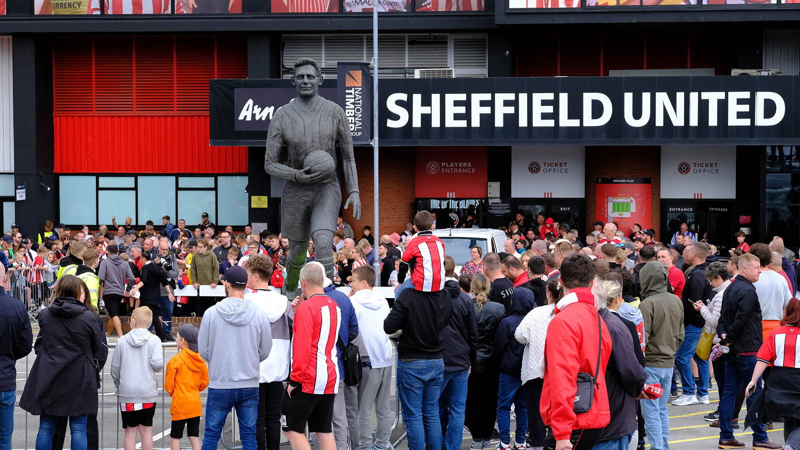 Sheffield United with lessons for Newcastle United on how to distribute