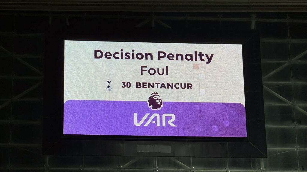 VAR Screen Decision Penalty Bentancur Spurs Newcastle