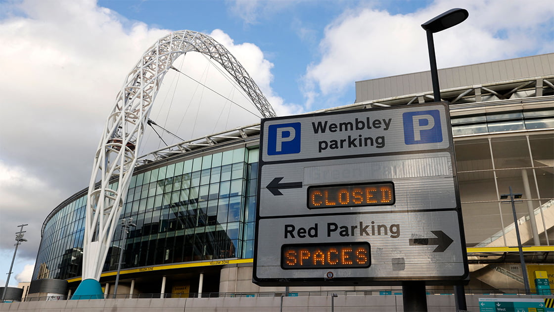 Newcastle United fans doing their bit ahead of Wembley - Showcasing the