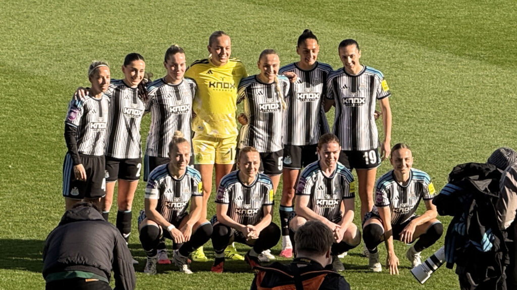 Foto del equipo Newcastle United Women v Sunderland Women Subway Players Cup GIS