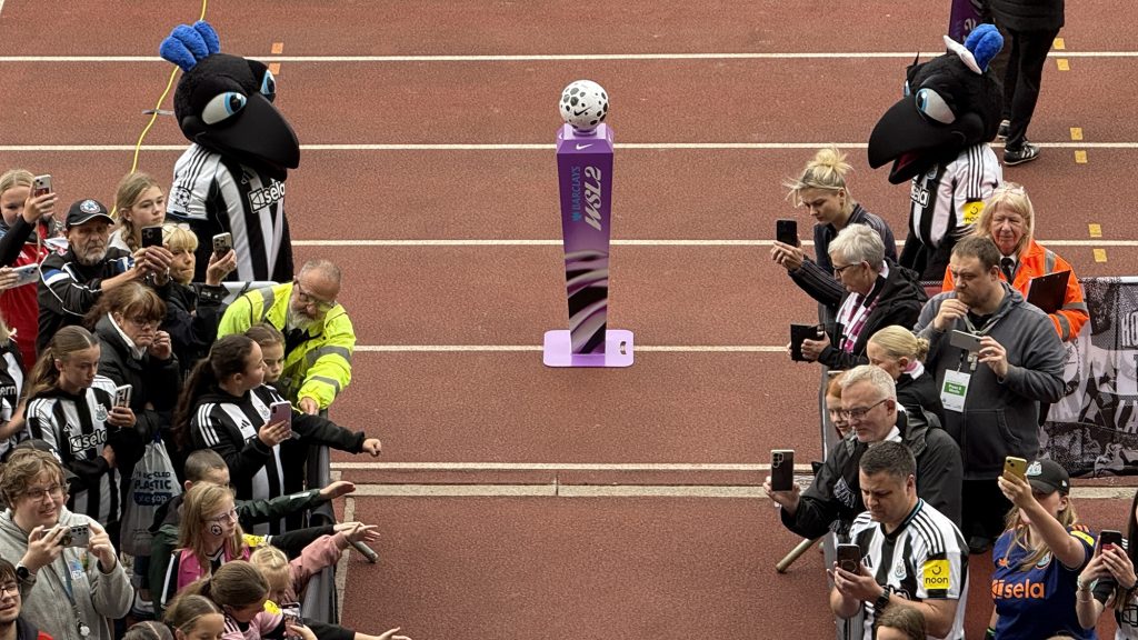 WSL2 Ball Stand Newcastle Women